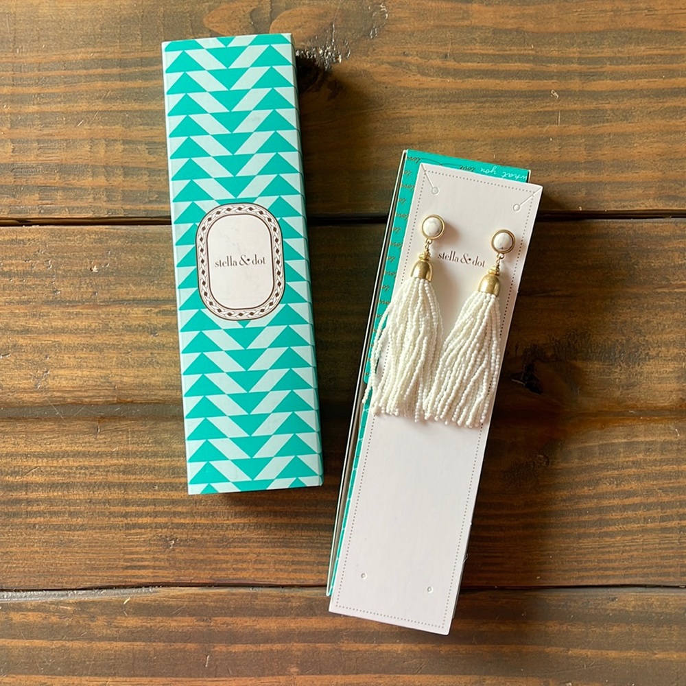 Stella & Dot Gita Tassel Earrings New in Box